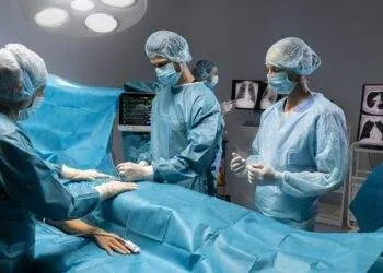 Sterile OP-Patientenabdeckung, Chirurgischer Eingriff im OP-Saal