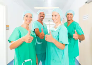 Operationsassistenten und Operationstechnische Assistenten, ein unverzichtbares Team im modernen Operationssaal